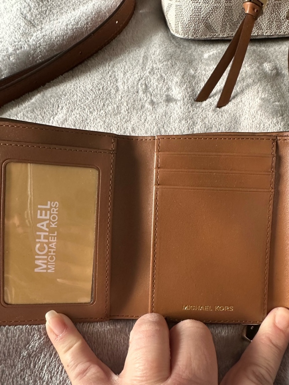 Michael Kors Lugg Multi Convertible Rhea Mini Backpack & Carmen Wallet NWT - Picture 5 of 16